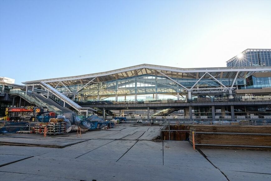 工事中の高輪ゲートウェイ駅＝2019年11月（撮影：大澤誠）