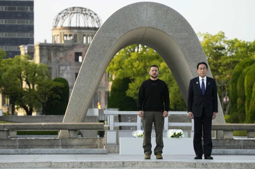 電撃訪日したウクライナのゼレンスキー大統領。「広島サミットの主役は彼だった」と海外メディアの記者は口を揃えた（写真：Bloomberg）