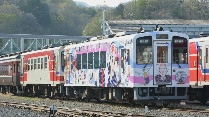 「あまちゃん」放送10周年車両はブーム再来の起爆剤となるか（筆者撮影）