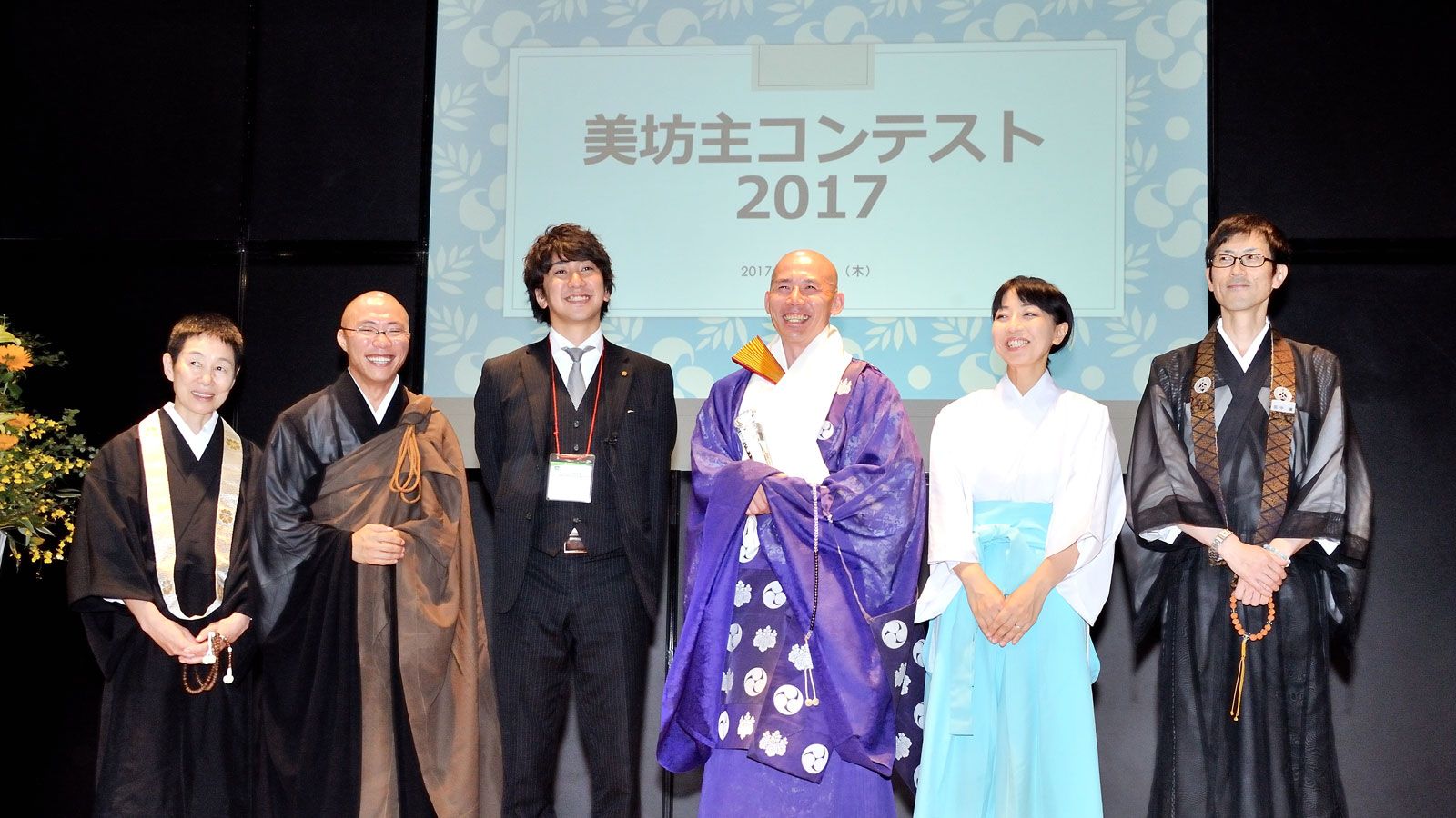 美坊主 に頼らざるをえない寺業界の苦悩 お寺業界はどこへ向かっているのか 東洋経済オンライン 社会をよくする経済ニュース