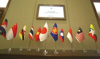 <span style="font-size:80%;">人口6億人の巨大市場を取り込め！</span><br />動き出すASEAN経済統合と<br />日本企業の針路