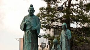実は謎！日本最古の和歌集｢万葉集｣誰が作った？ 4516首もの歌を