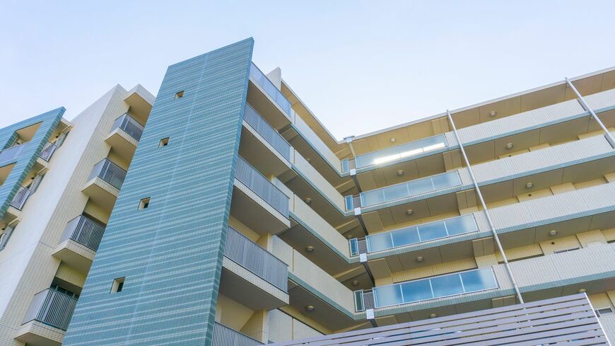 マンションに永住意識を持つ人の割合は年々高まっています（写真：koni-film／PIXTA）