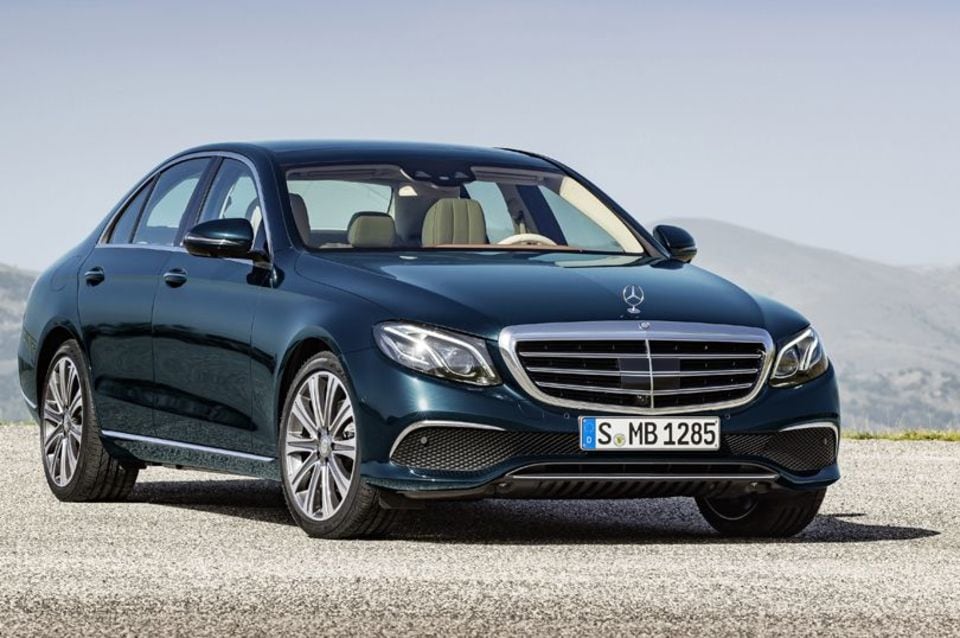 ベンツ｢Eクラス｣最上級車はSクラス並みだ 権威主義者も悩ませる超