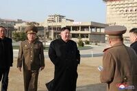 金正恩氏は元山に滞在か､衛星画像に金氏の船 行事に顔を見せないのはコロナ感染恐れてか