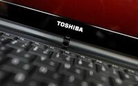 東芝､パソコン事業子会社をシャープに売却 子会社株式の80％を約40億円で