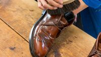革靴の大敵！｢ジメジメ｣への正しい対処法 若手注目職人が伝授する｢週末靴磨き｣の極意