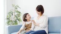 ｢褒め方｣で差が出る自分を受容できる子の育て方 ｢いい点数ですごい｣という褒め方は何がダメか