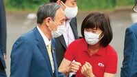 総選挙で政権維持狙う菅氏の｢魔球｣ ワクチン接種率は上昇､支持率は底打ち