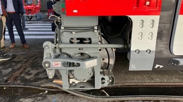 スペイン｢フリーゲージ列車｣どんな仕組みなのか 日本仕様は？聞くと