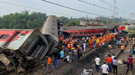 インド 列車衝突事故現場