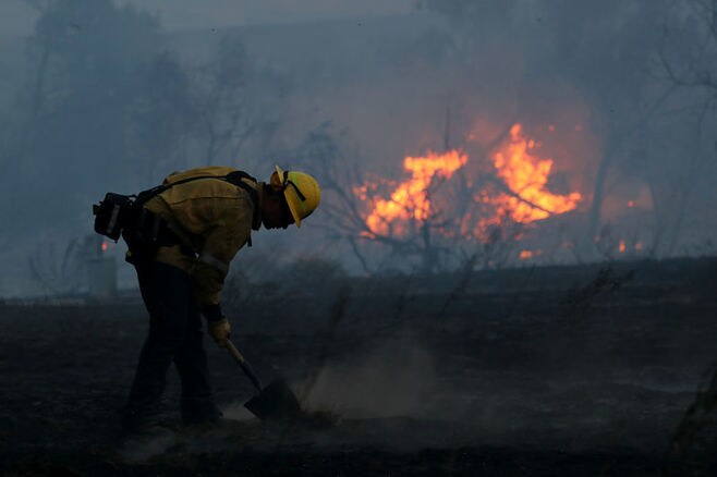 カリフォルニア北部で山火事､10人以上死亡