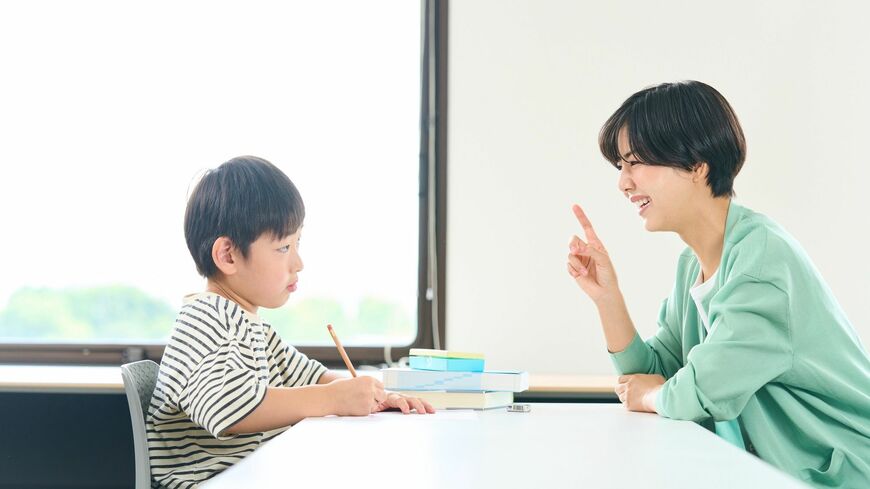 勉強に取り組む時間は、自分の特性を知ることができる「実験タイム」（写真：すとらいぷ／PIXTA）
