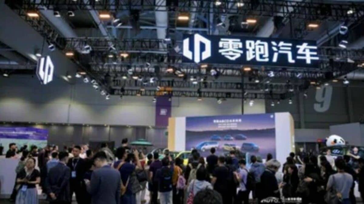 EVシフト加速も、充電インフラ不足が深刻な課題に