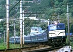 EF58形が牽引するスロ81系お座敷列車