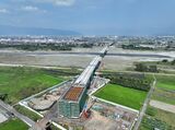 「釜無川橋梁ほか新設工事」の工事現場をドローンで空中から撮影（写真：JR東海）