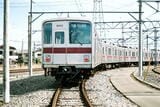 量産車の9002号車。9102～9108編成は1987年に登場した（写真：東武鉄道）