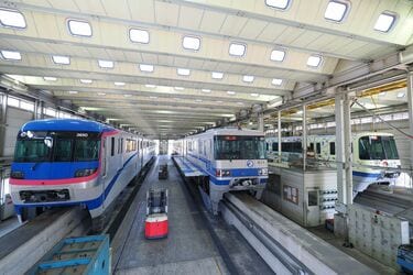 大阪モノレール1000系｢開業以来の古参｣最後の姿 1990年から活躍する｢0