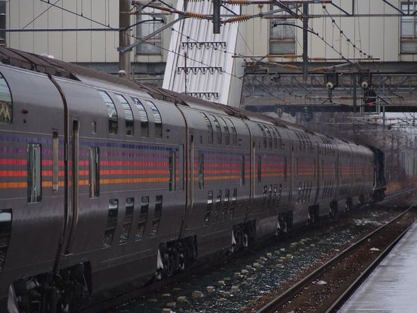 地味な横須賀線 E217系 はjr東の歴史を変えた 通勤電車 東洋経済オンライン 社会をよくする経済ニュース