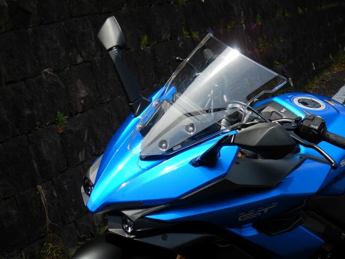 GSX-S1000GTの特徴的なシルエット