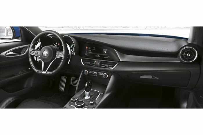 アルファ ロメオ ジュリア ヴェローチェ｜Alfa Romeo Giulia Veloce