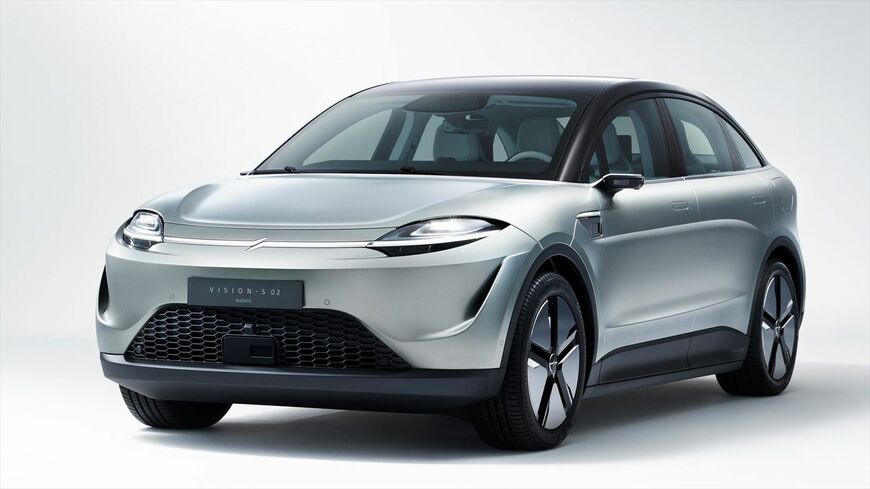 「CES 2022」で発表されたソニーのコンセプトカー「VISION-S 02」（写真：ソニー）