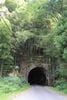 1895（明治28）年ごろ建設された曽路地谷トンネル