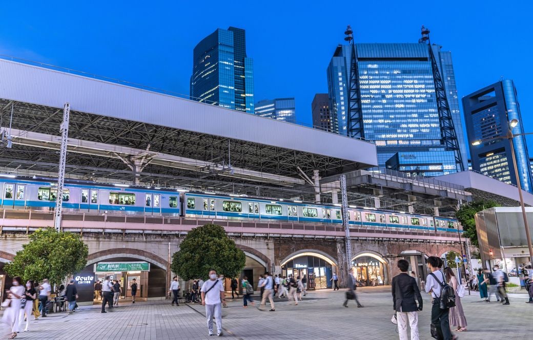27位 新橋駅（写真：Ryuji／PIXTA）