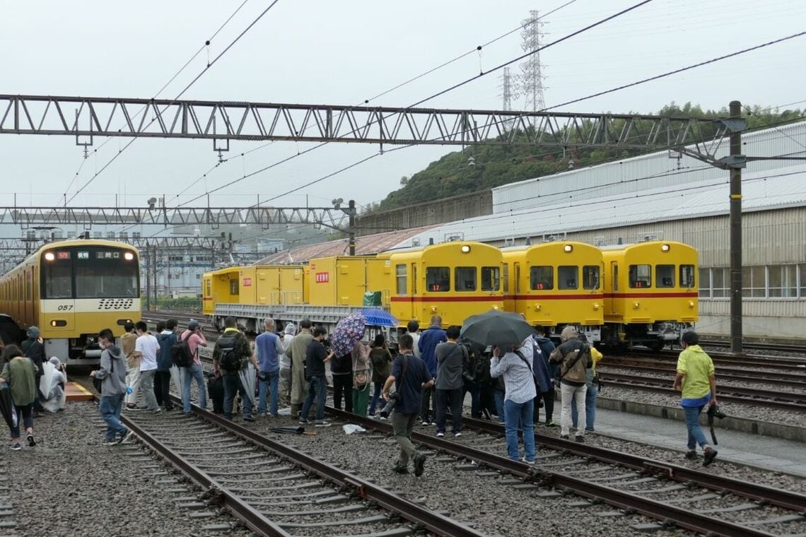 京急の黄色の車両大集合