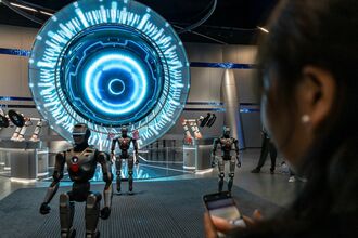 中国､人のように振る舞うAIの利用規制を強化へ