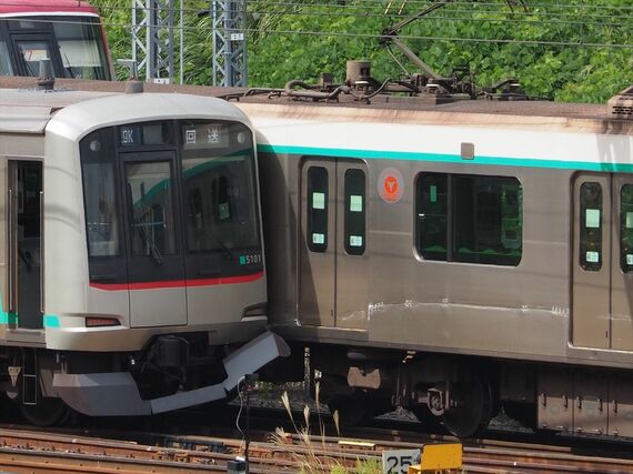 東急田園都市線 脱線事故車両