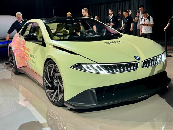 中国市場を重視するBMWでは「ノイエクラッセ」のイメージ戦略にも余念がない(筆者撮影)