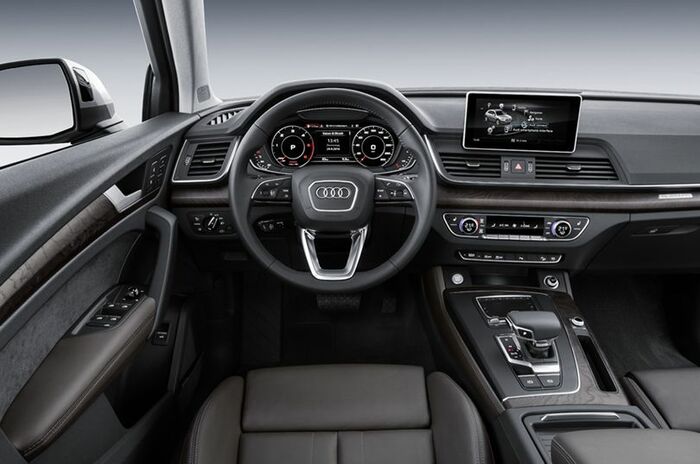 アウディ Q5｜Audi Q5