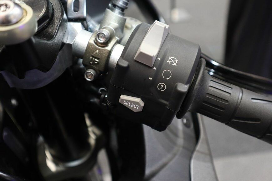 2026年8月1日に新発売するカワサキ「ニンジャZX-10R」（写真：筆者撮影）