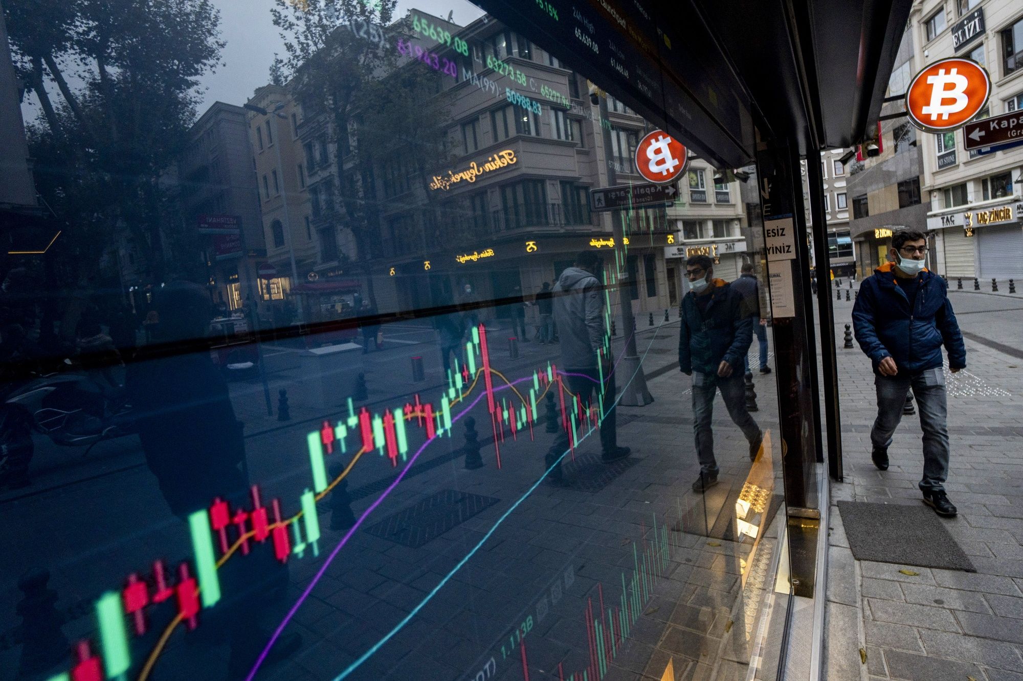 ビットコインが5万ドル回復､前週末のフラッシュクラッシュ後｜会社四季報オンライン