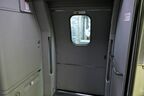 車いす対応の7号車は乗降口も幅が広い