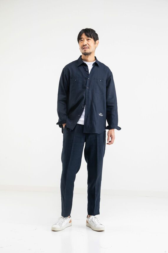 シャツジャケットとスラックスのセットアップ(ネイビー)