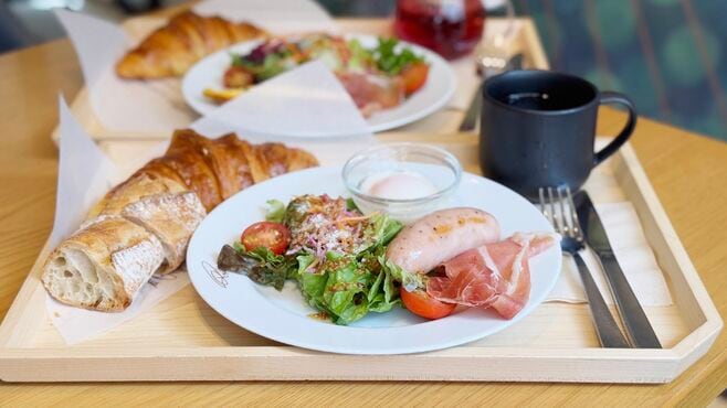 日本で唯一｢高級スタバ･1500円朝食｣が凄すぎた