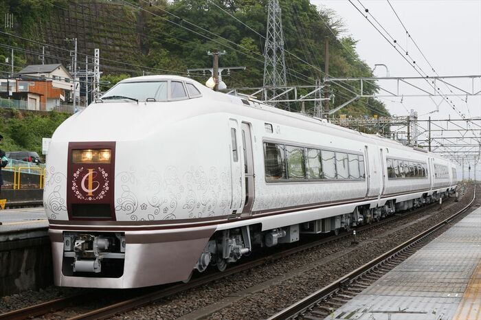 2020年6月で運行終了する「伊豆クレイル」