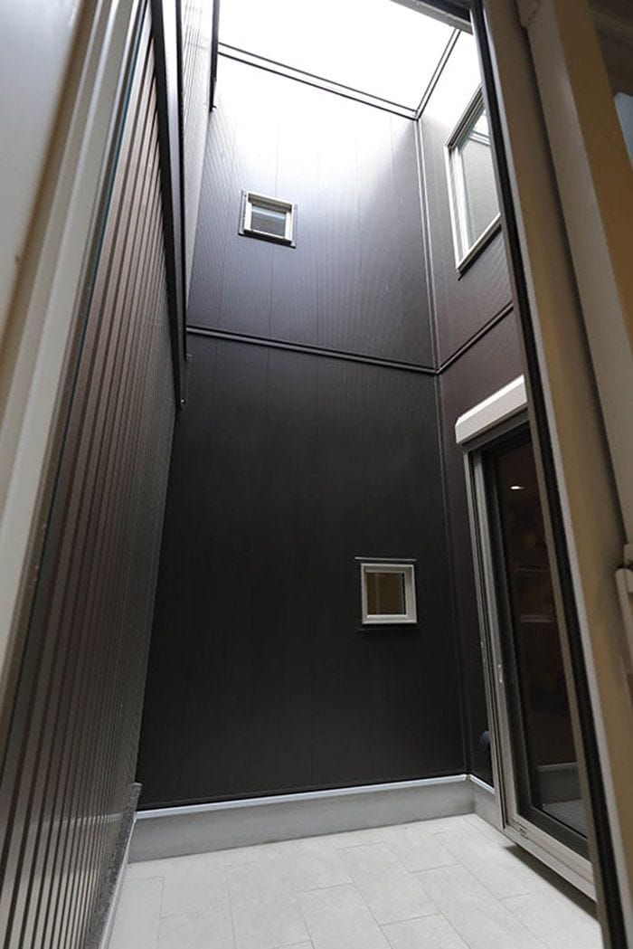 猫が遊べる中庭