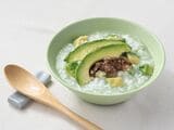 アボカド粥（写真提供：鈴木かゆさん）
