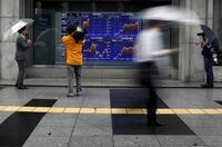 日経平均4日続伸､首脳会談の結果に安心感 2万2000円の節目突破で｢潮目｣は変わったか