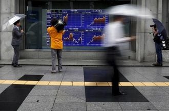 日経平均4日続伸､首脳会談の結果に安心感