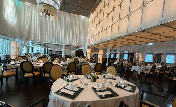 三井オーシャンフジのメイン・ダイニング