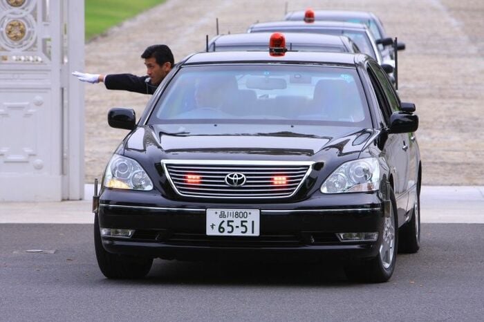 防弾仕様となっている特別警護車のトヨタ30系セルシオ。 