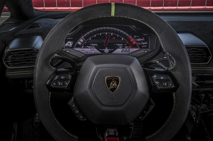 ランボルギーニ ウラカン ペルフォルマンテ｜Lamborghini Huracan Performante