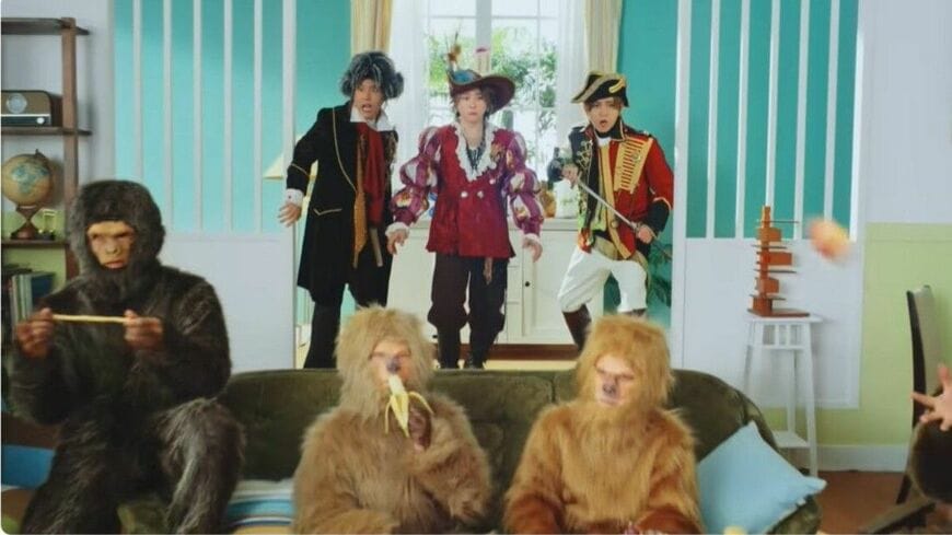 （写真：『Mrs. GREEN APPLE』公式YouTubeより引用）