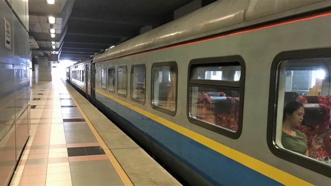 マレーシアとシンガポールを結ぶ「世界最短の国際列車」（筆者撮影）