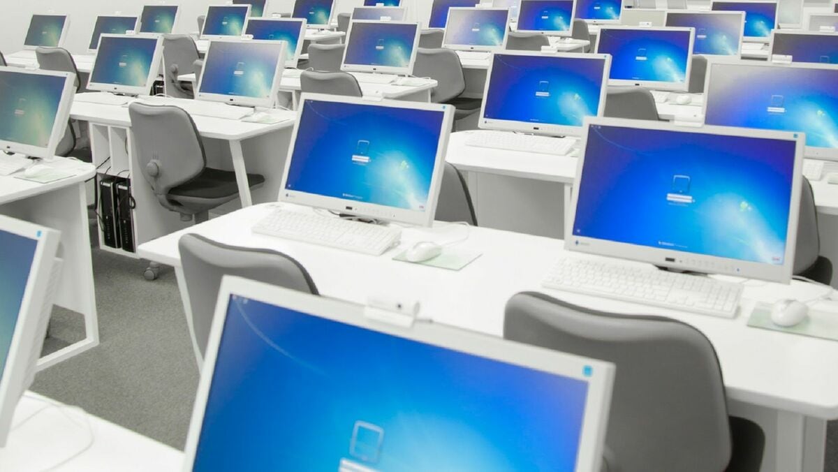 CBT入試で変わる大学入試、紙と鉛筆からパソコンへ、会場拡大や常時受験も