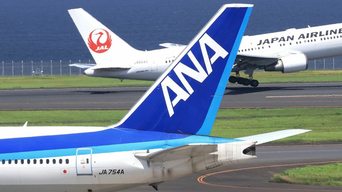 ANAとJAL､｢航空チケット値上げ｣で決算に異変 ANA優位はいつまで続くか？カギ握る2つの戦略 | エアライン・航空機 | 東洋経済オンライン
